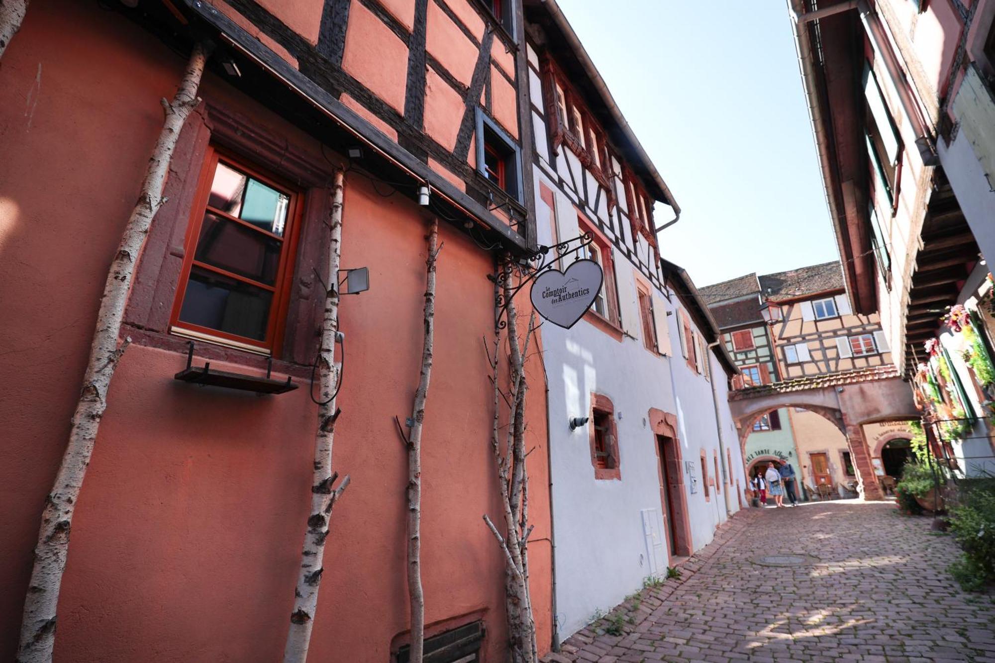 Les Authentics - La Maison D'Amelie Riquewihr Exteriör bild